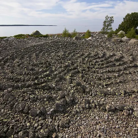 여관 Varppi Saaristotila *