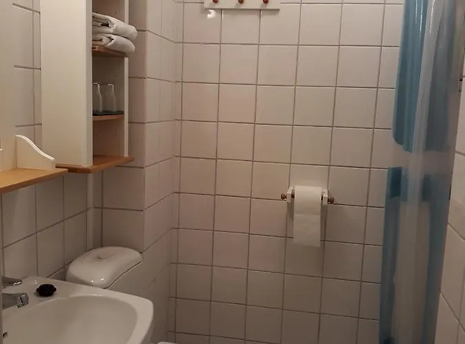 Varppi Saaristotila אורחן